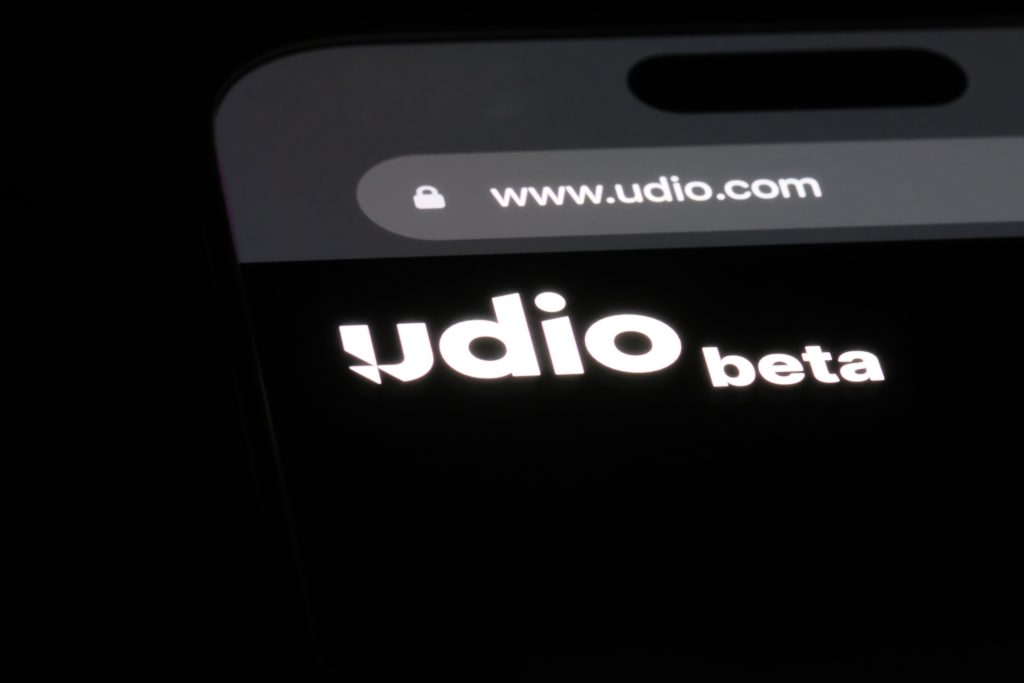 UDIO aplicación basada en acuerdos de licencia